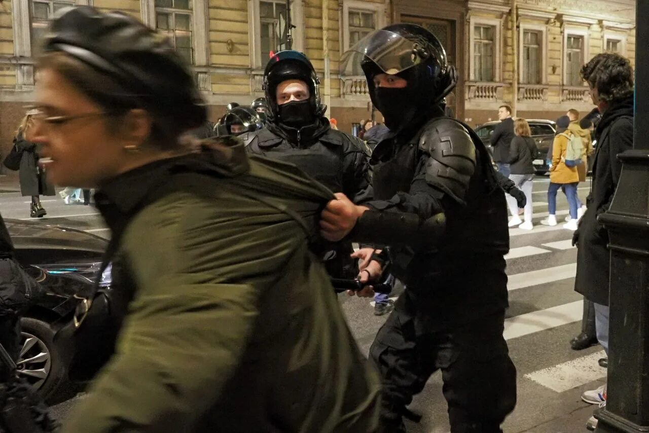 Протесты в Санкт-Петербурге. Протесты в Петербурге. Митинг в Питере. Демонстрации в Питере сейчас.