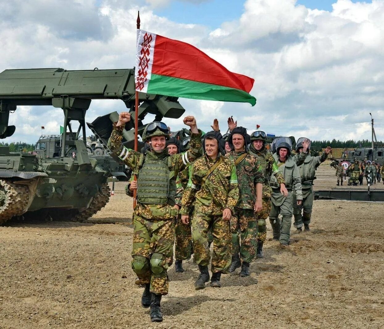 Солдаты беларуси. Вс беларуси. Вооруженные силы республики беларусь. Вс беларуси. Вс беларуси.