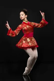 Chinese dancing
