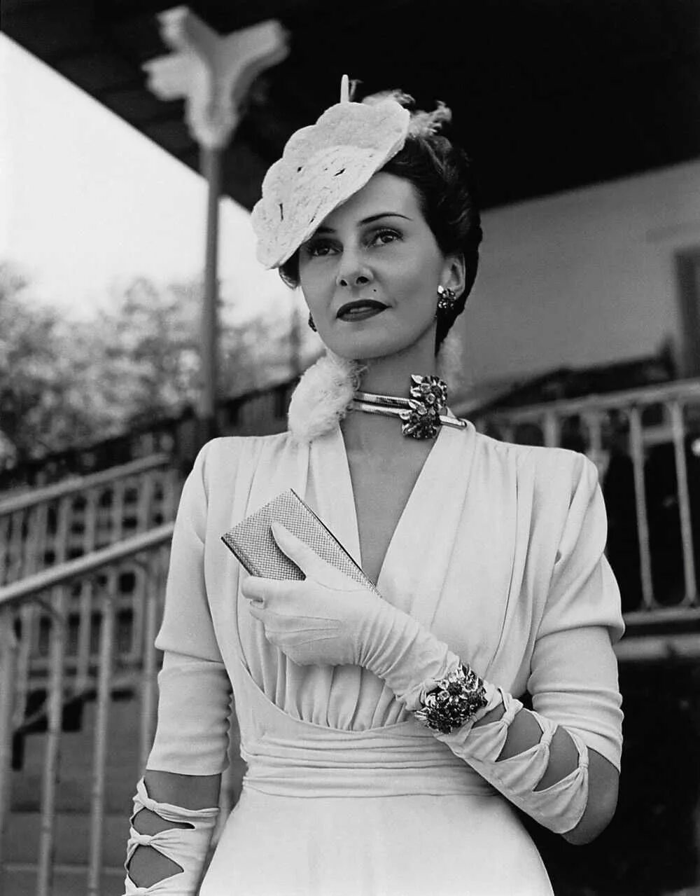 В 20 годы был стиль. Элен Арпельс. 30е Америка мода. Мода Англия 30е годы. Мода 1930е женщины.