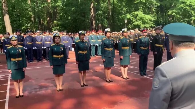 Военная академия связи выпуск 2020. Выпуск академия. Выпуск офицеров вмеда 2022. Офицер фсо. Выпуск академия.
