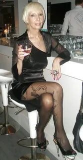 Gilfs in nylons