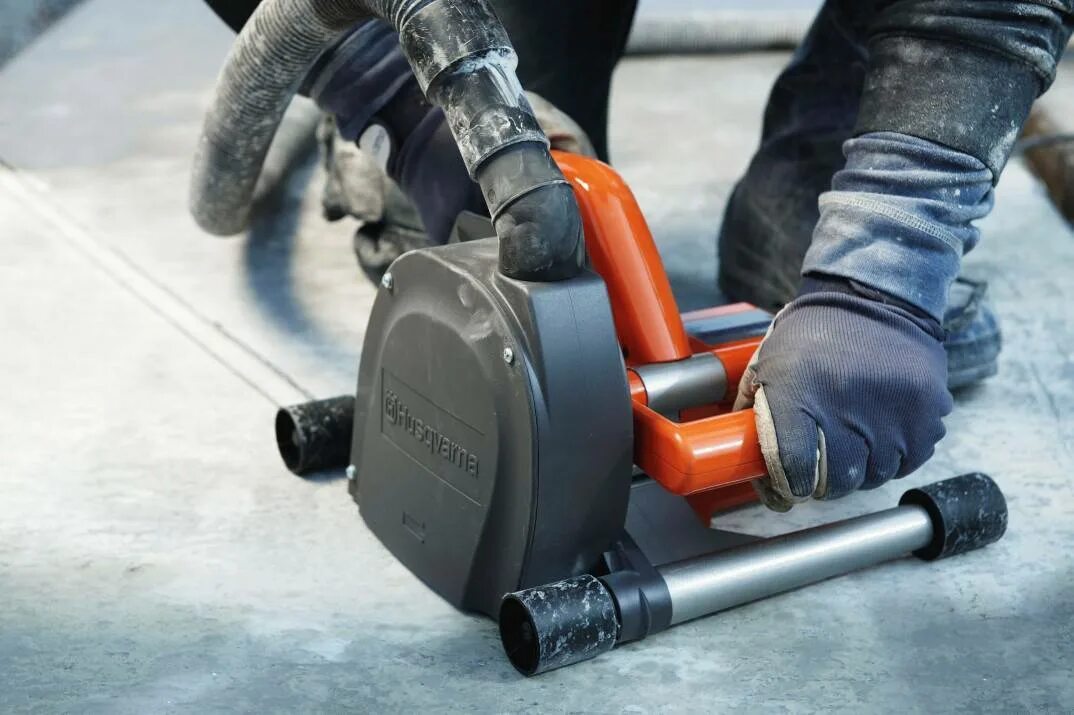 Штроборез hilti dc-se20. Алмазное штробление. Штроборез хилти с пылесосом. Bosch gde 125 ea-t professional. Электромонтаж штробление.