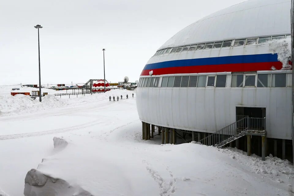 Base n c. Arctic base.