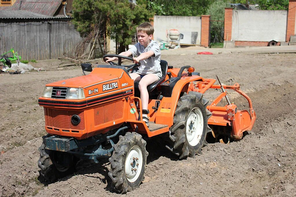 Мини-трактор Kubota b2741s. Кубота минитрактор gd3wh. Кубота 6000 минитрактор. Трактор Kubota b1-14. Купить б у минитрактор цены