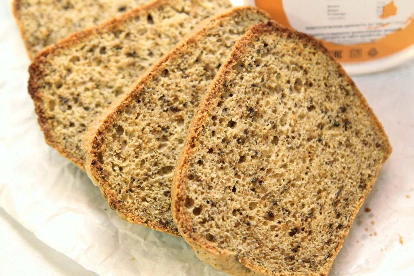 Хлеб из отрубей в духовке. Хлеб для тостов. Хлеб тостовый с отрубями. Идеи для тостов из хлеба. Тосты из отрубного хлеба.