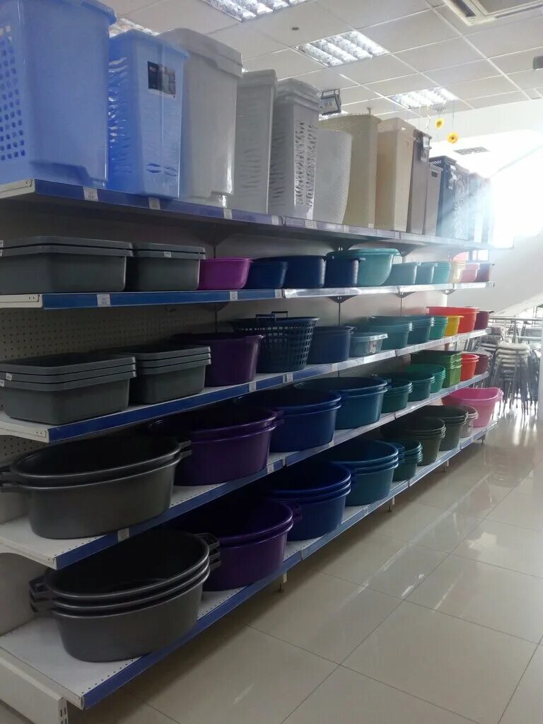 Радуга железногорск курская область каталог товаров. Магазин радуга. Радуга курск. Магазин радуга железногорск курская. Торговый центр радужный дом курск.