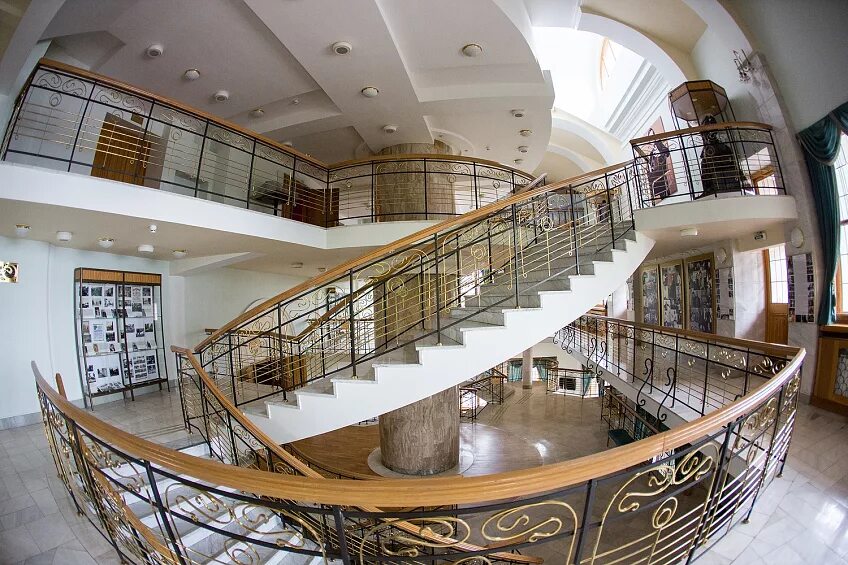 Новый театр сайт. Колобова. Театр «новая опера» им. Театр новой оперы имени колобова. Театр им камала казань.