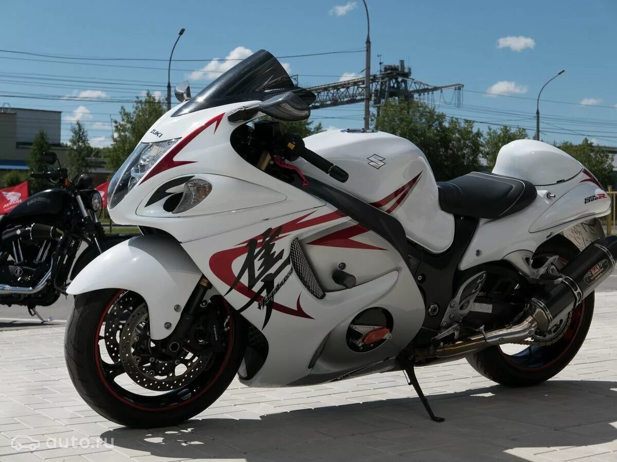 Сузуки хаябуса купить. Suzuki Hayabusa gsx1300r. Suzuki Hayabusa gsx1300r White. Suzuki gsx1300r Hayabusa 2009. GSXR 1300 Hayabusa.