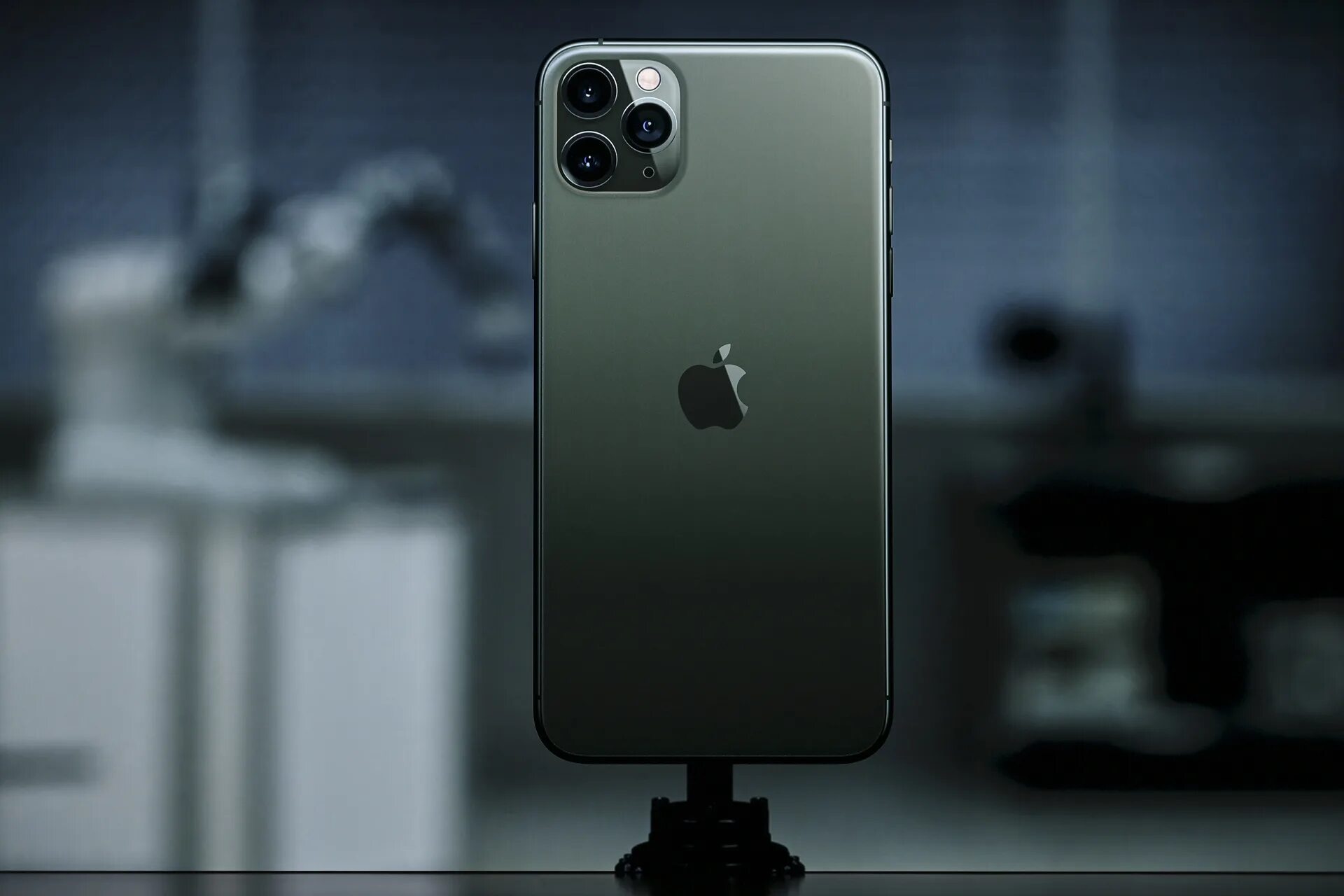 Apple iphone 11 Pro Max. Apple 11 Pro. Apple 13 Pro Max. Чип u1 Apple что это.