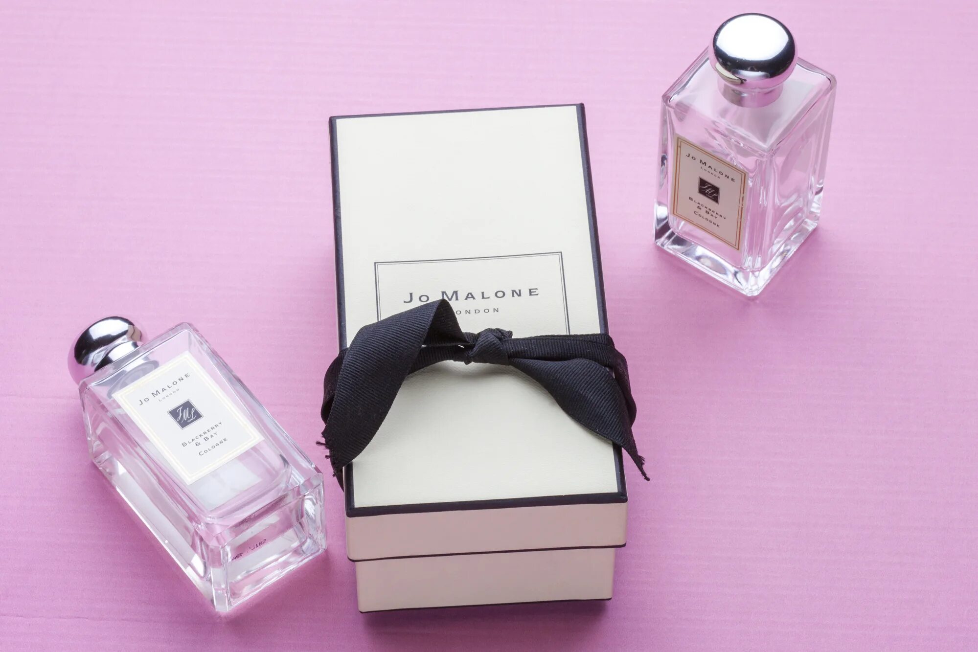 Самый стойкий шлейфовый парфюм. Парфюм Jo Malone. Jo Malone BLACKBERRY Bay Cologne. Шлейфовые ароматы для женщин. Самые стойкие духи для женщин.