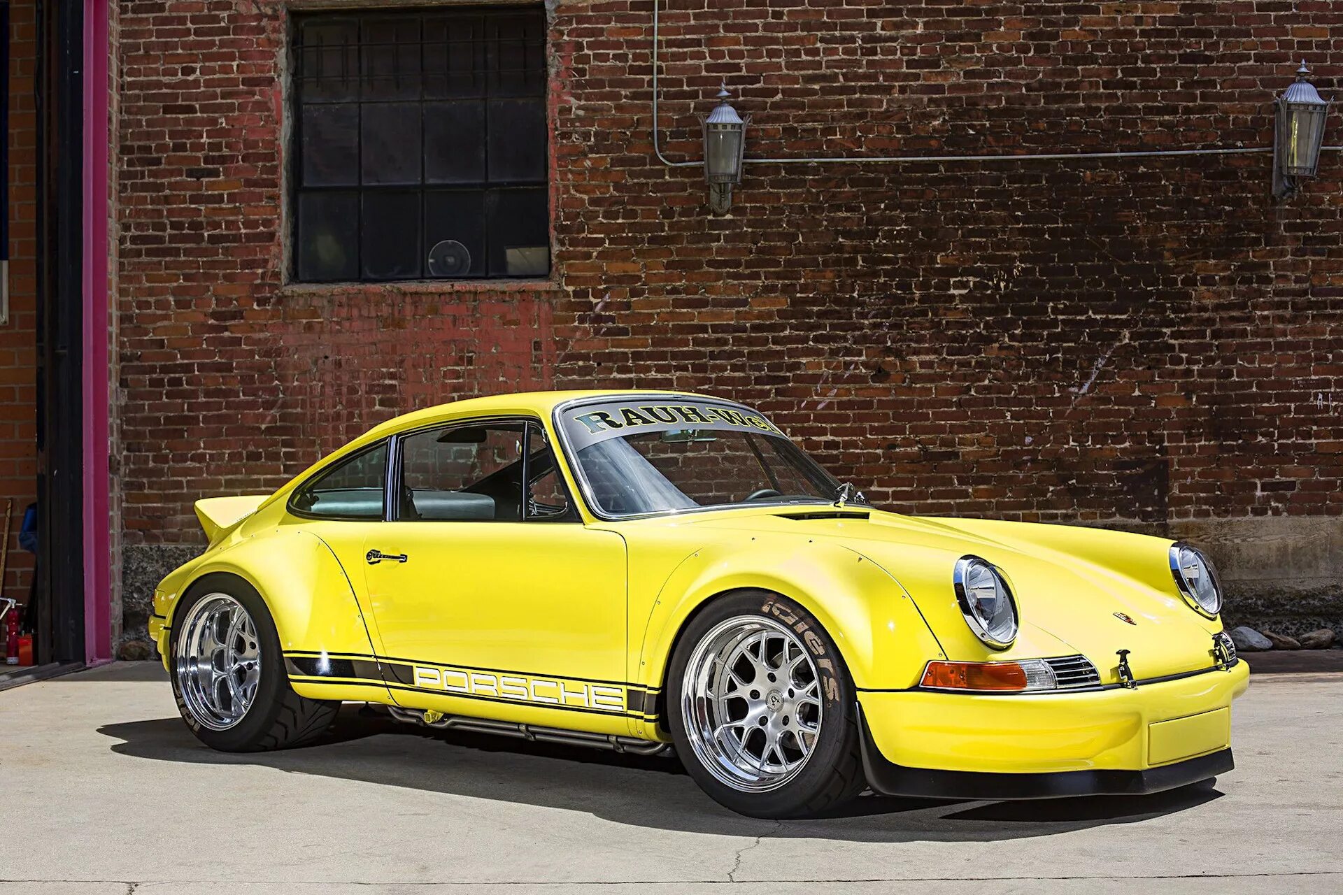 Porsche toucan. Porsche nxyotaro slowed. Porsche 911 993 gt3. Porsche nxyotaro slowed. Порше 911 спортивный.