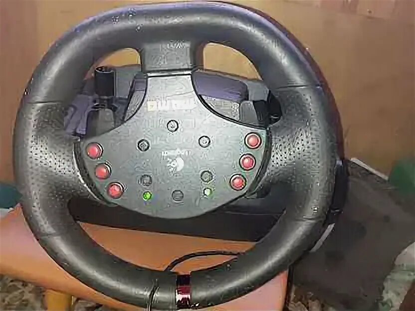 Logitech momo 900 градусов. Logitech momo racing 900 градусов. Logitech momo 900. Логитеч момо рейсинг. Руль момо рейсинг 900 градусов.