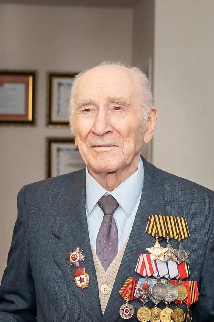 Именем полного кавалера ордена Славы Михаила Апалькова назвали улицу в Ставропол