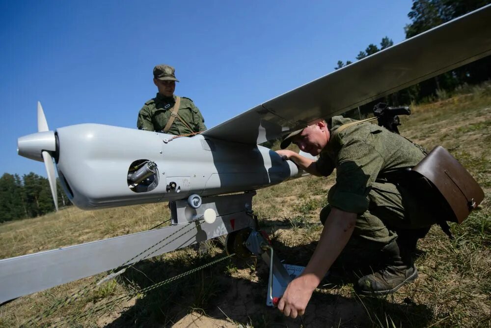 Орлан-10 беспилотный летательный аппарат. Орлан 10. БПЛА Орлан-10 Кронштадт. Российские разведывательные БПЛА. Российских беспилотных летательных аппаратов