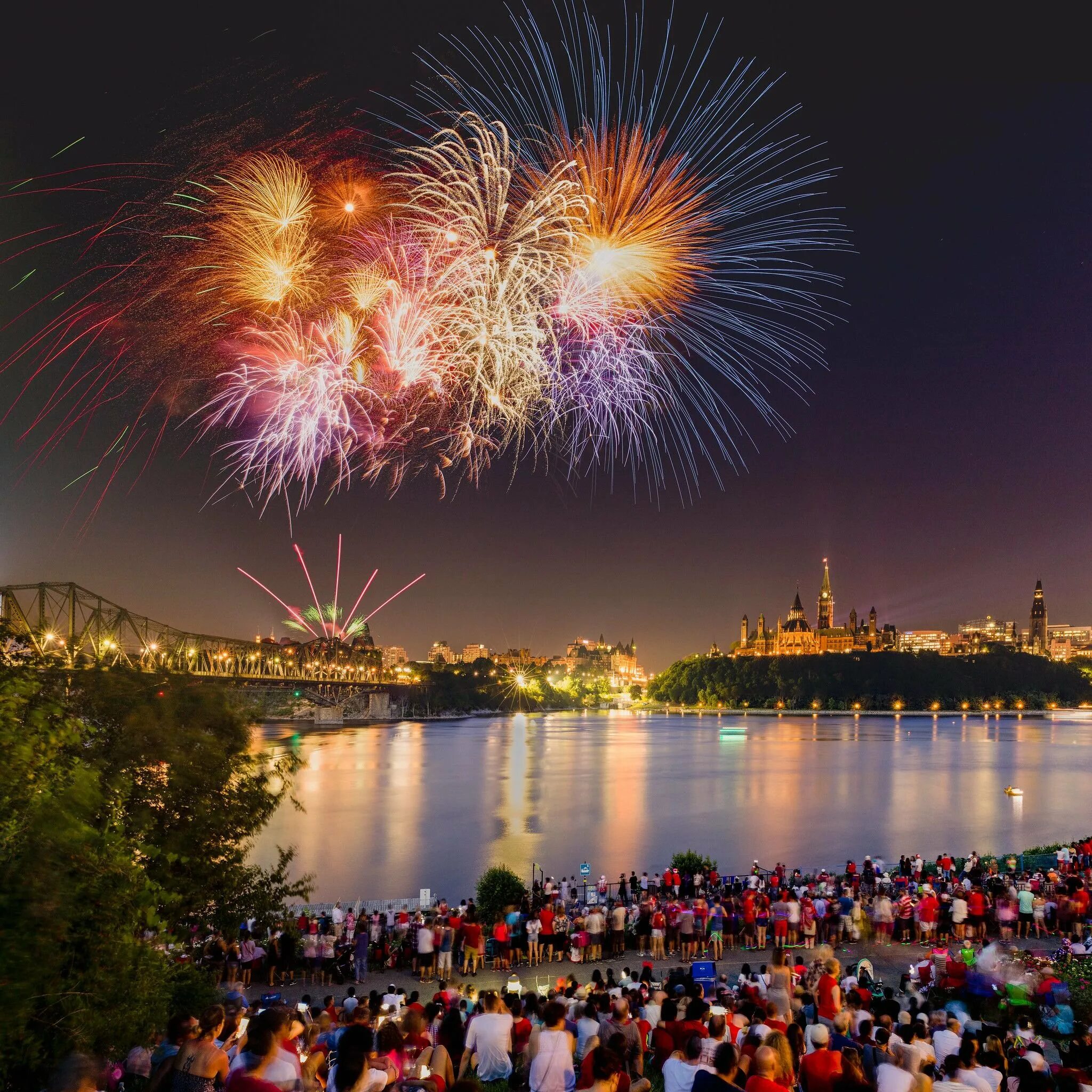 A holiday in canada. День виктории victoria day canada. день королевы виктории в канаде. день канады (canada day). национальный праздник квебека.