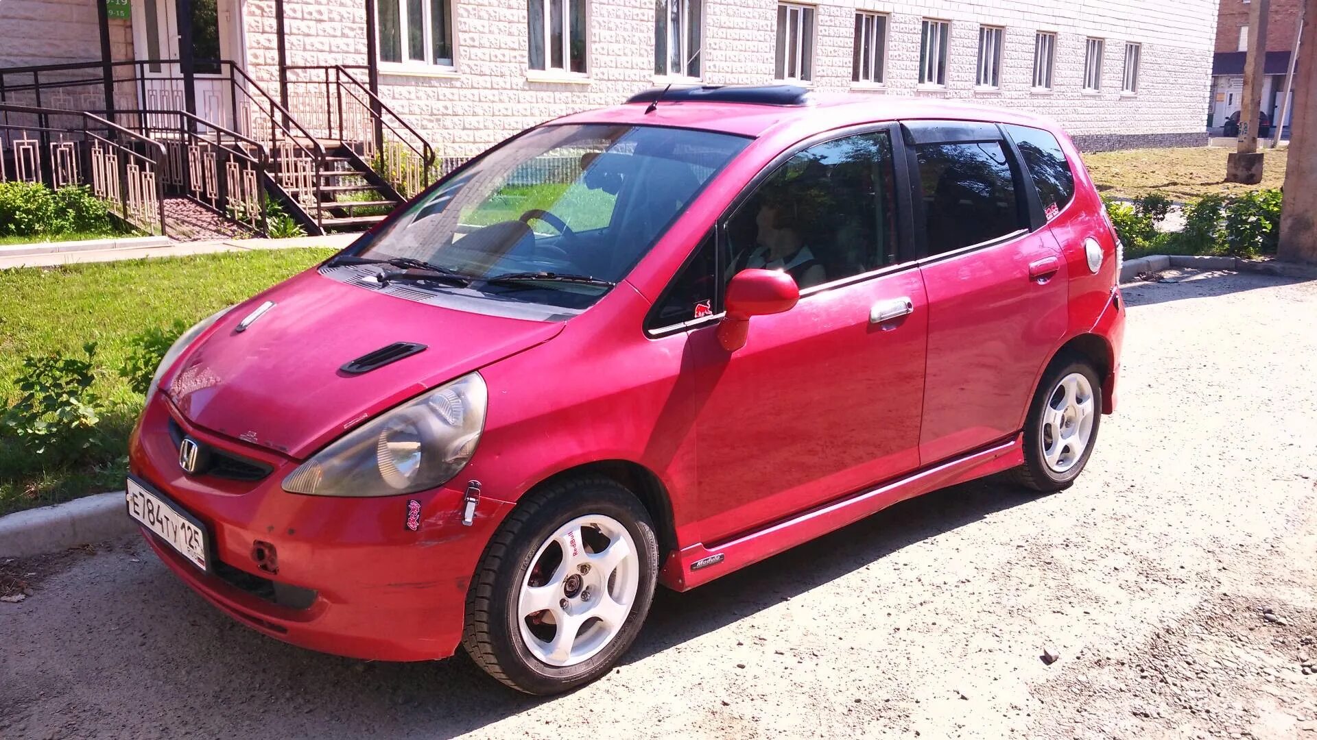 Honda Fit 2002. Хонда фит 2002. Хонда фит 2002 года. Honda Fit 2002 год.