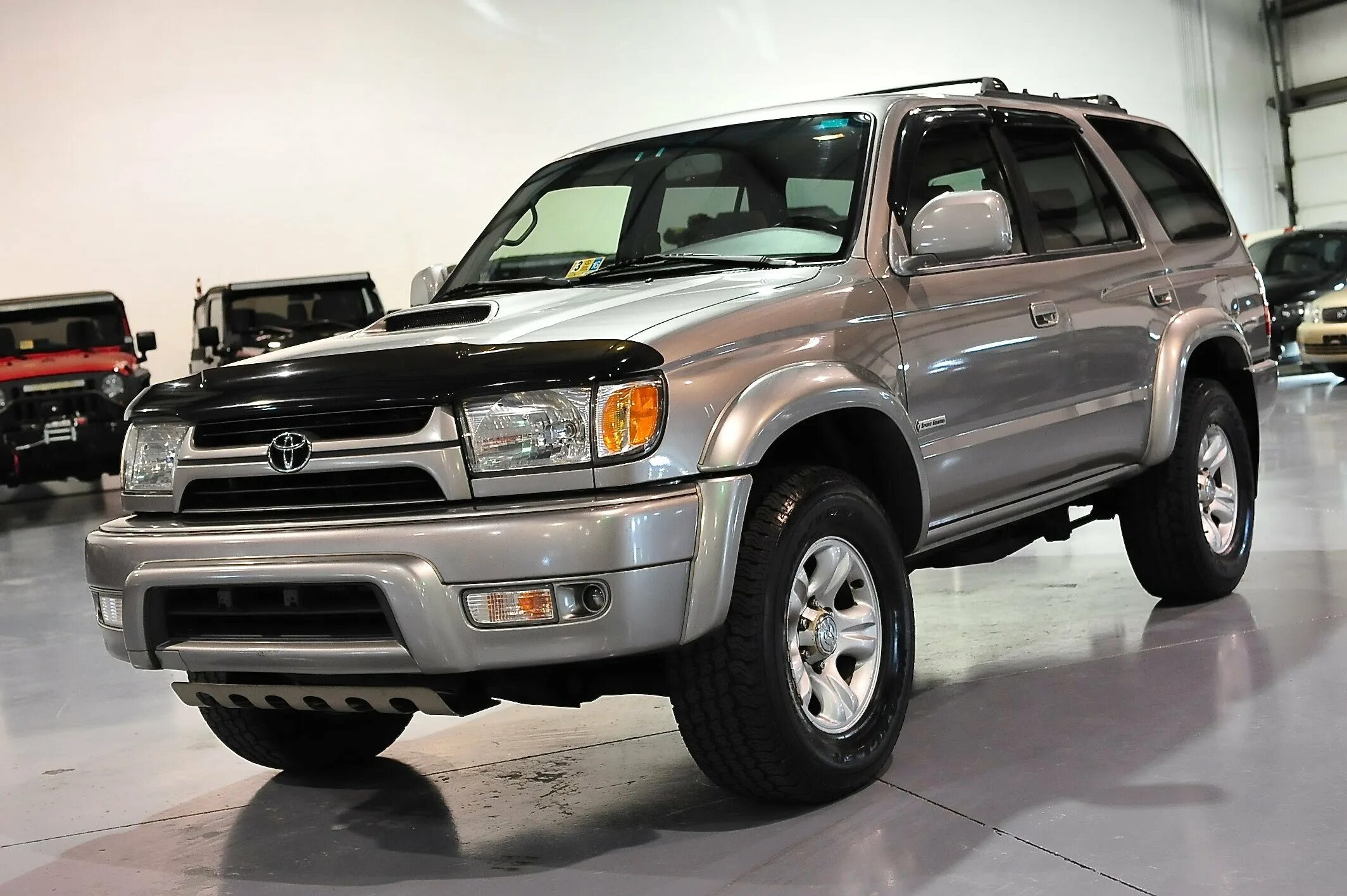 Тойота 4 раннер 2024. Toyota 4runner. Toyota Runner 4runner. Toyota Runner 2002. Тойота рунер 4.