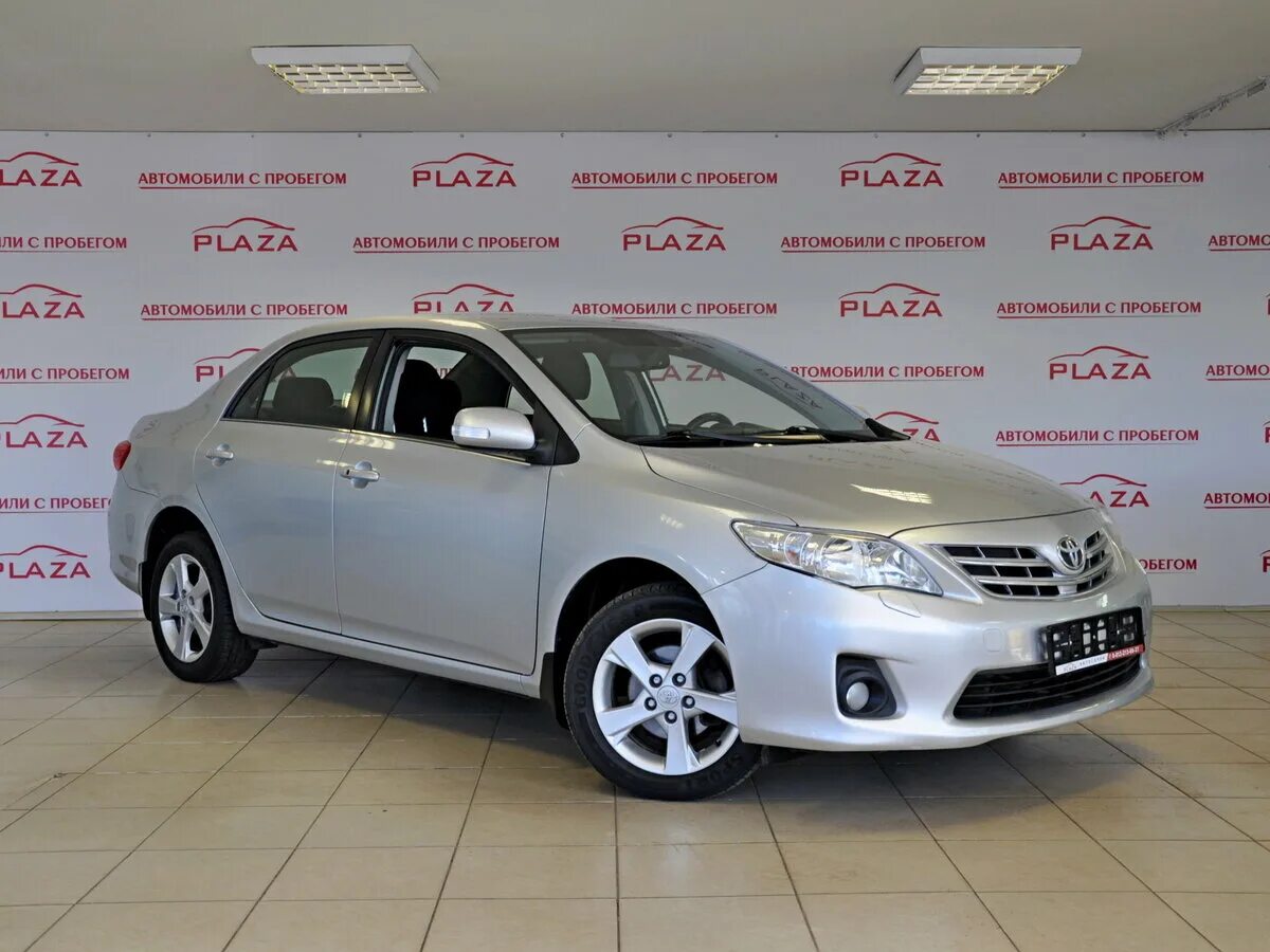 Куплю машину б у краснодар. Toyota Corolla 2011. Toyota Corolla 2012. Тойота Королла за 300000. Автомобили сипробегом.