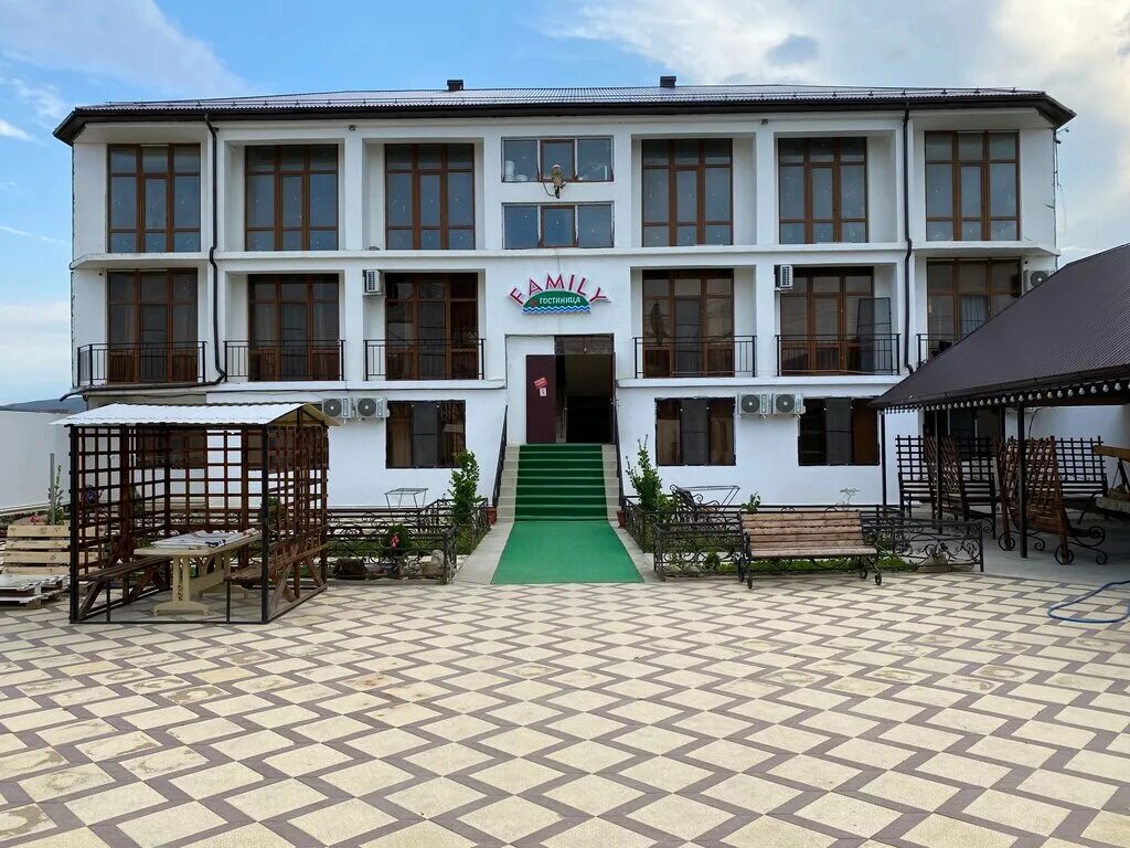 Избербаш ул зорге. Гостевой дом на улице рихарда зорге избербаш. Море в изберге. Избербаш ул. Избербаш ул зорге.