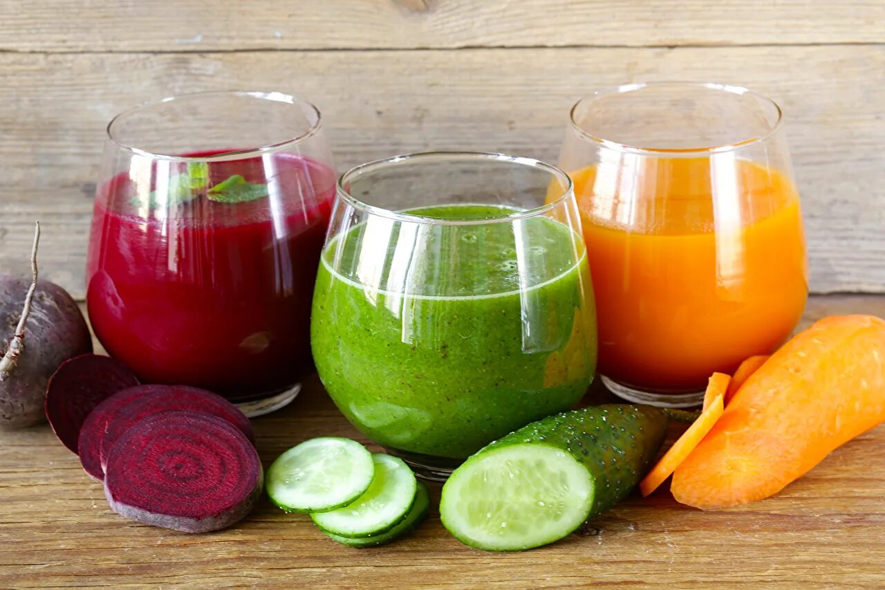 Vegetable juice. Овощной сок. Фруктовые и овощные соки. Свежевыжатые овощные соки. Фрукты сок.