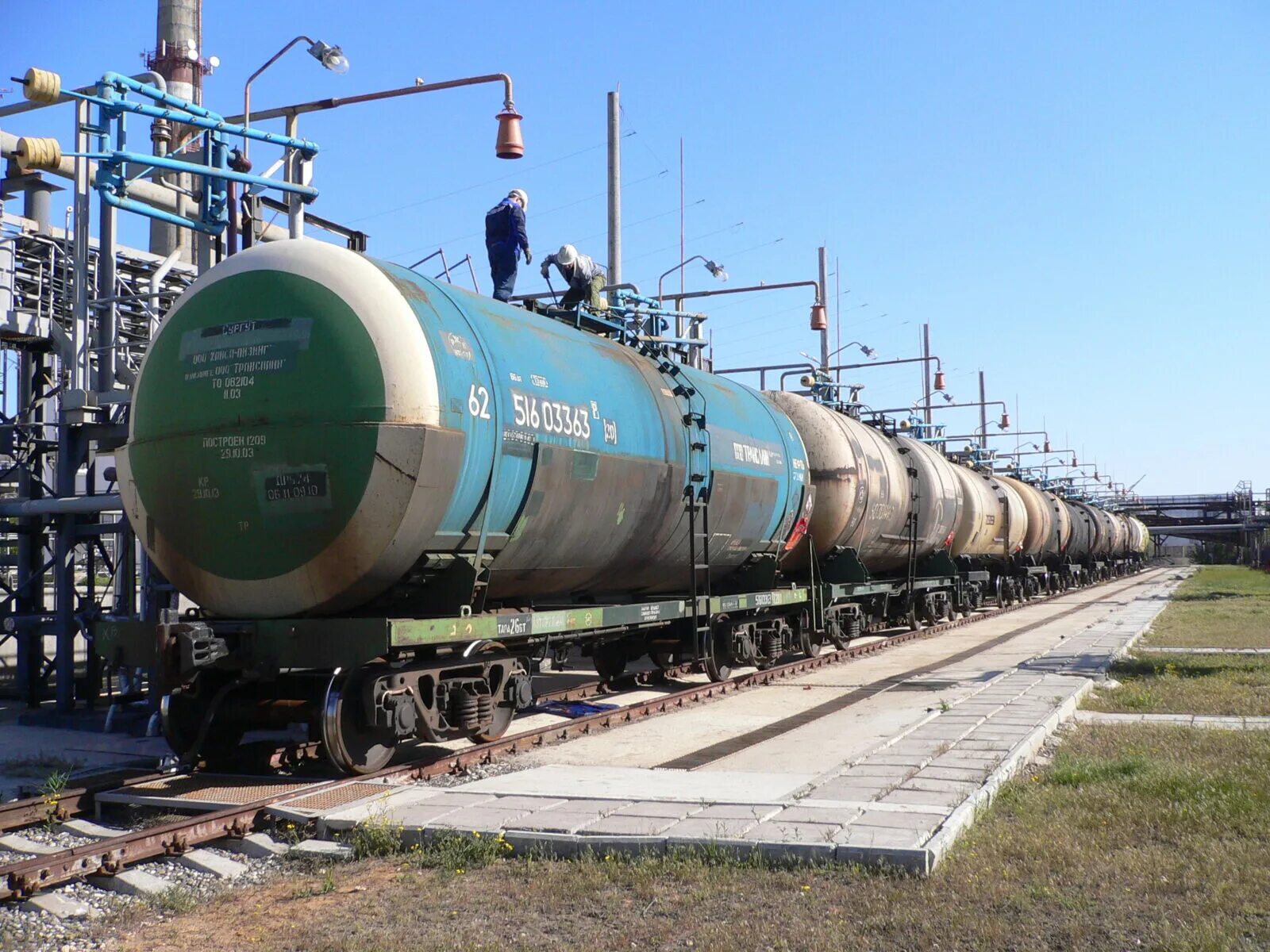 Керосин авиационный тс-1 (1л). Керосин тс-1 (200л) бочка. Бензин. Тс нефтепродукты. Керосин топливо.