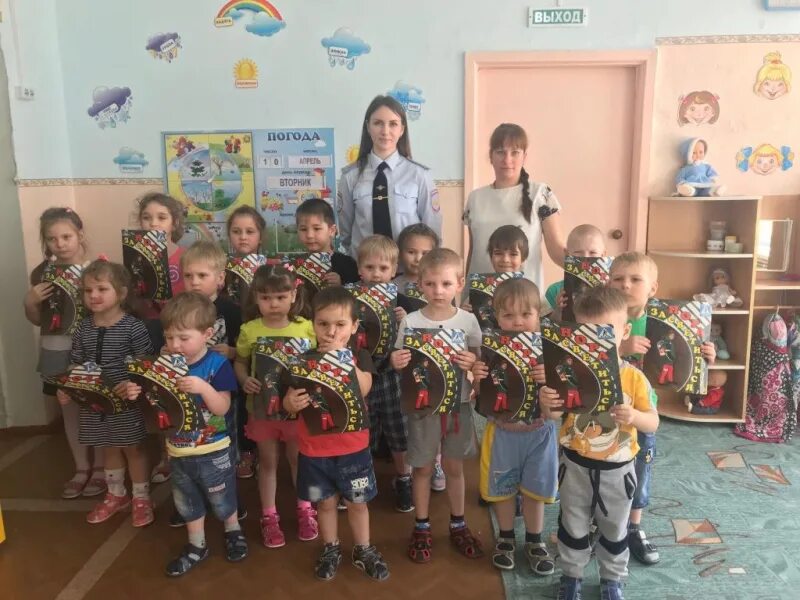 В детском саде номер 8 полный