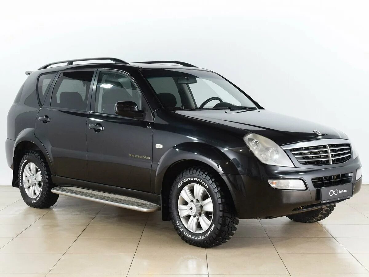 Саньенг рекстон поколение. ССАНГЙОНГ Рекстон 2006. SSANGYONG Rexton 3.2 2006. Саньенг Рекстон 2006 года. SSANGYONG Rexton 2 2008.