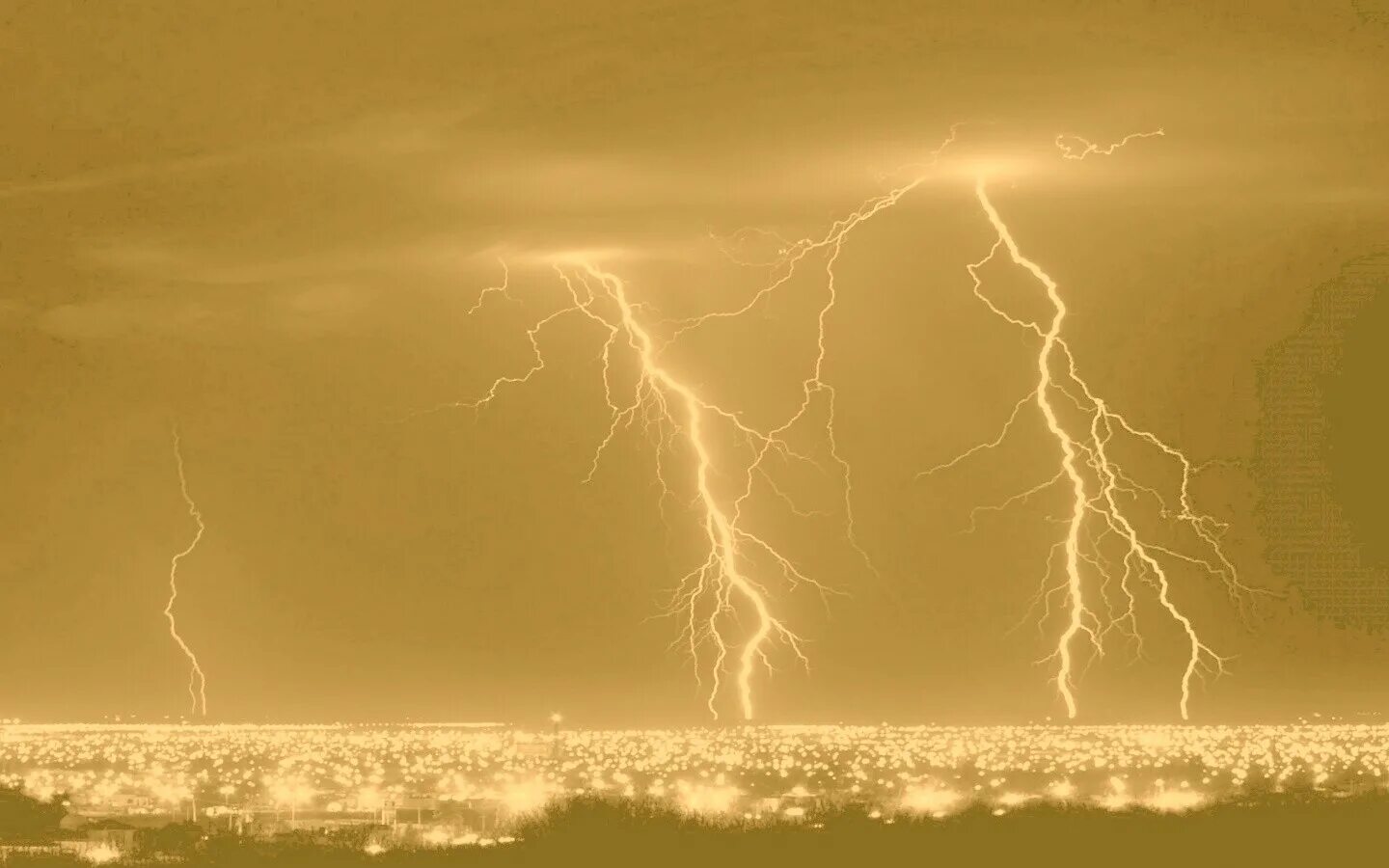 Раскаты молнии звук. Молния на черном фоне. Раскаты молнии звук. Раскаты молнии звук. Геншин фон молния и гром.