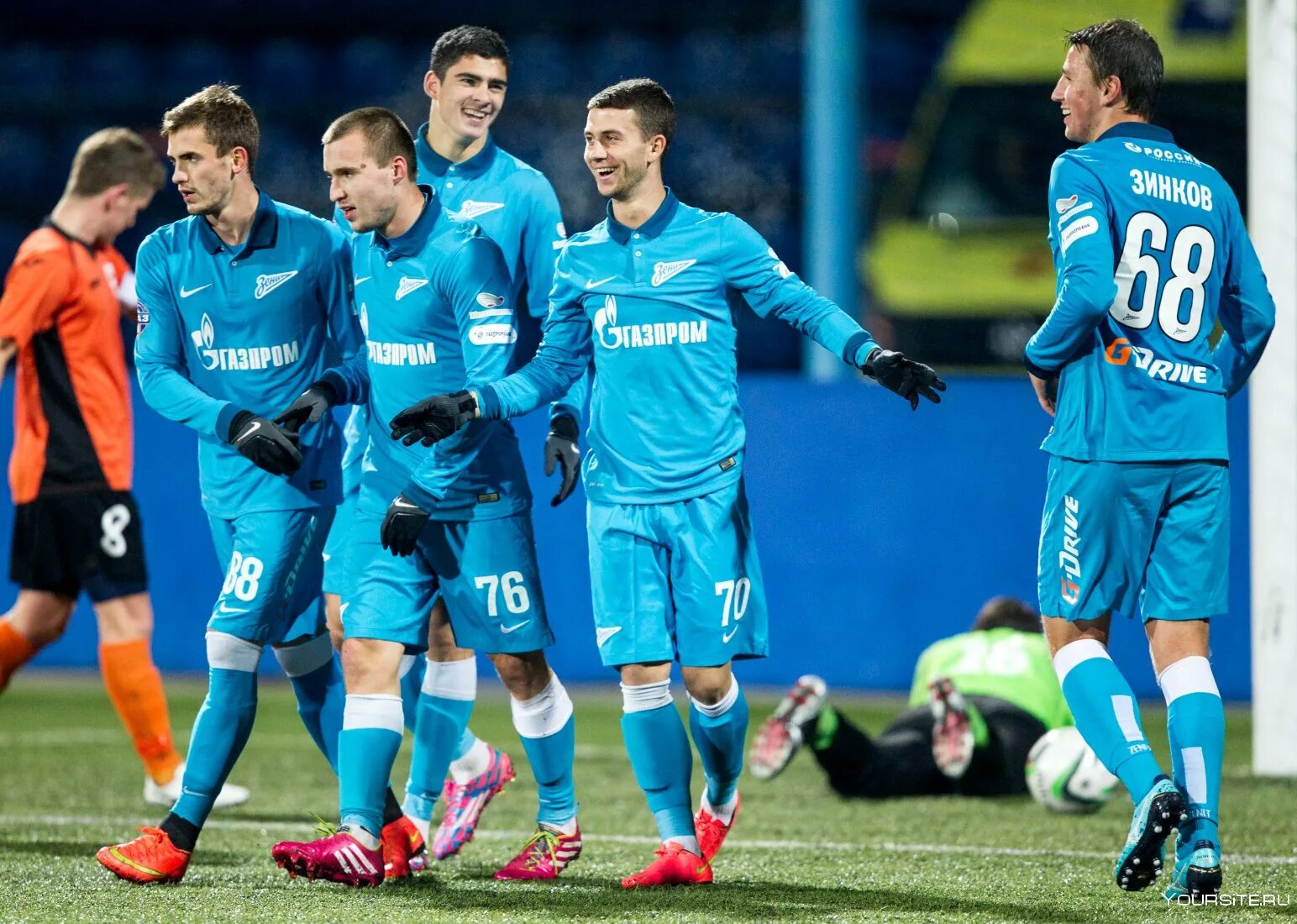 Состав зенита 24. Зенит команда. зенит 2014. состав зенита 2014. зенит-2 (футбольный клуб).