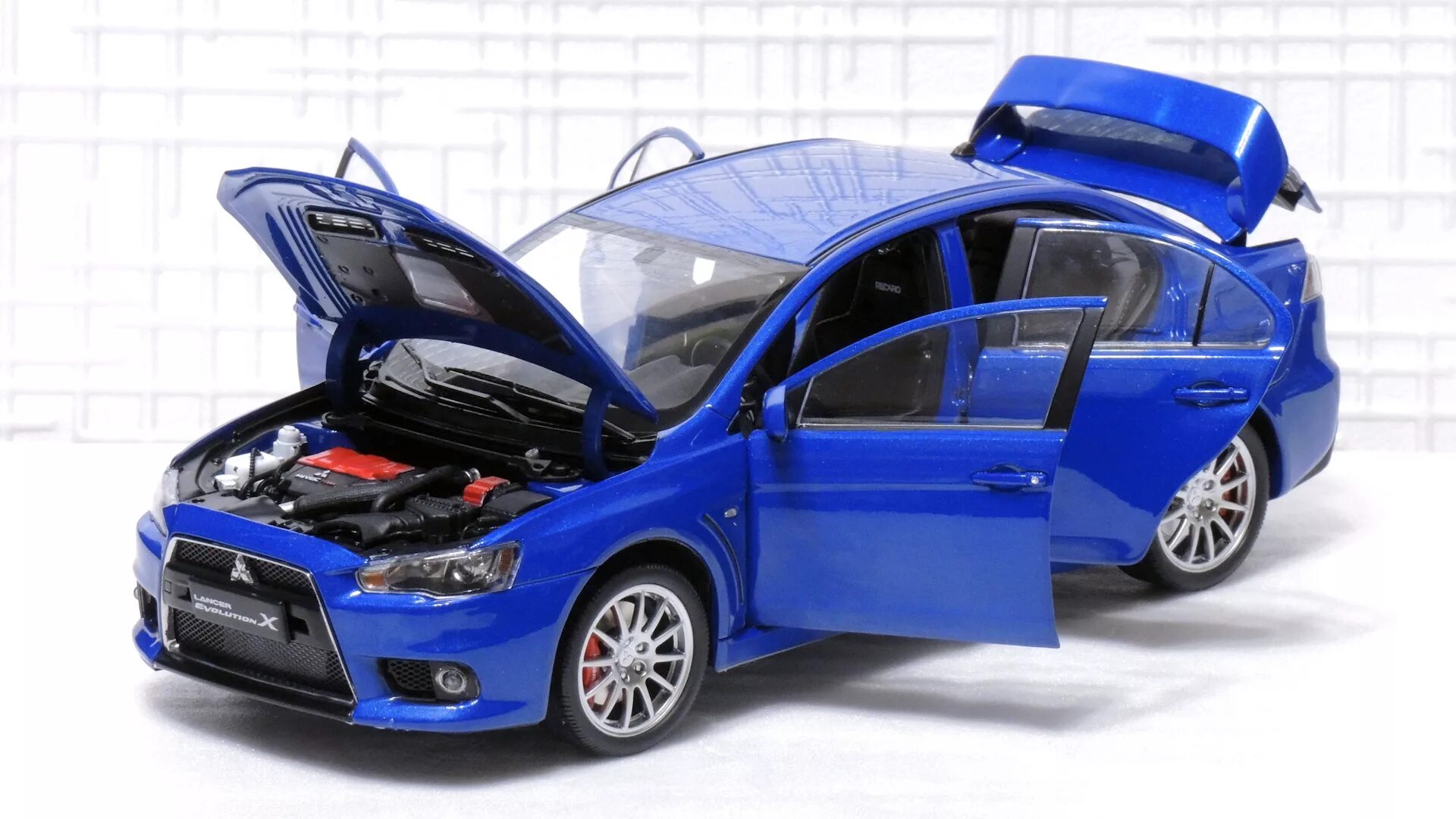 Mitsubishi Lancer Evolution x 10 1:18. Lancer Evolution 1:18. Mitsubishi Lancer Evolution x 1. 18.Mitsubishi Lancer Evolution x.