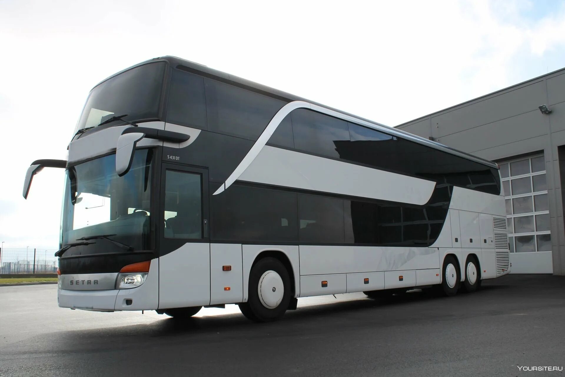 Туристический автобус сетра. Man Neoplan Setra автобус. Mercedes Benz Setra. Neoplan Mercedes Setra.