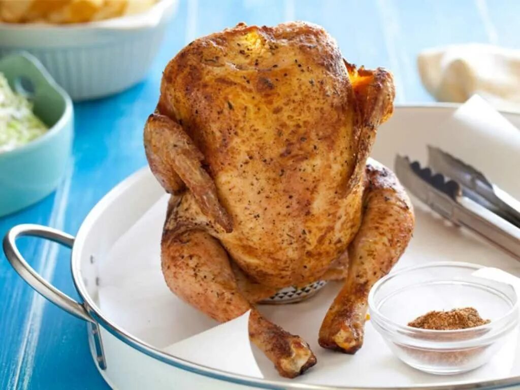 Рецепт курицы гриль в духовке. Курица гриль. Курочка гриль в духовке. Курица на банке. Курица в банке в духовке.