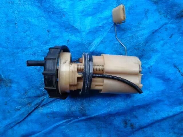 Насос nissan. Топливный модуль ниссан альмера n16. 6 slx насос. Топливный насос ниссан рнесса. Топливный насос nissan juke.