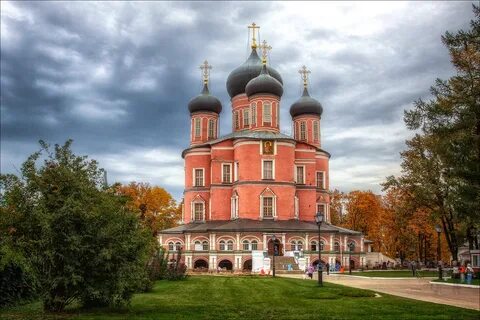 Название московских монастырей