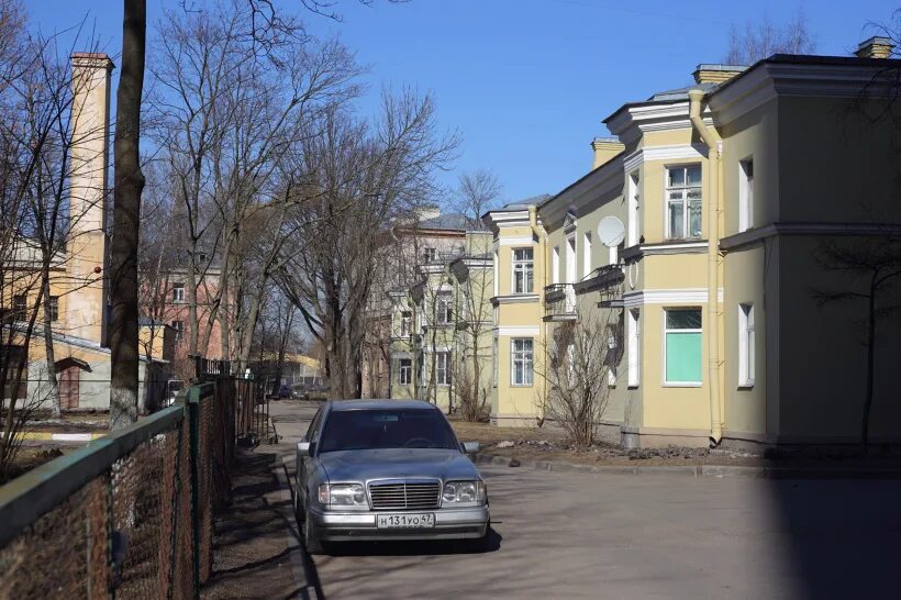 Колпино, ул. Коммуны 5 - Колпино, ул. Коммуны 1,3 и 5 - 9 этажей, 4 парадные и 1