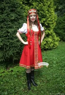 Русский народ костюм женский