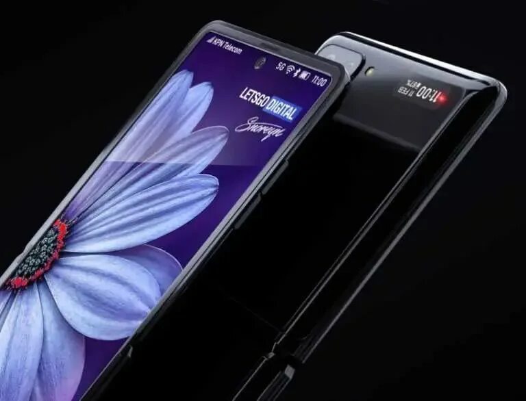 Телефон самсунг новинки цена. Samsung Galaxy z Flip 8. Самсунг галакси флип 2020. Samsung раскладушка 2020 z Flip. Самсунг раскладушка 2020 Galaxy s20.