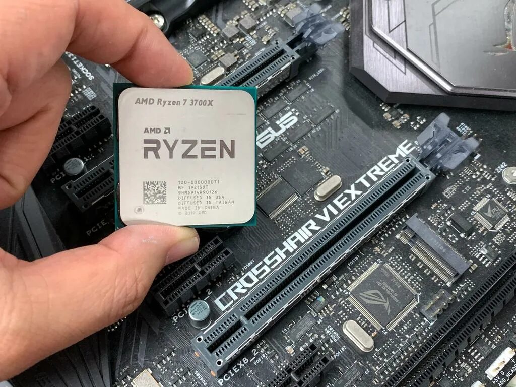 Amd 7 3700x купить. Ryzen 7 3700x. AMD Ryzen 7 3700x OEM. АМД райзен 3700. AMD Ryzen 7 3700x, OEM архитектура.