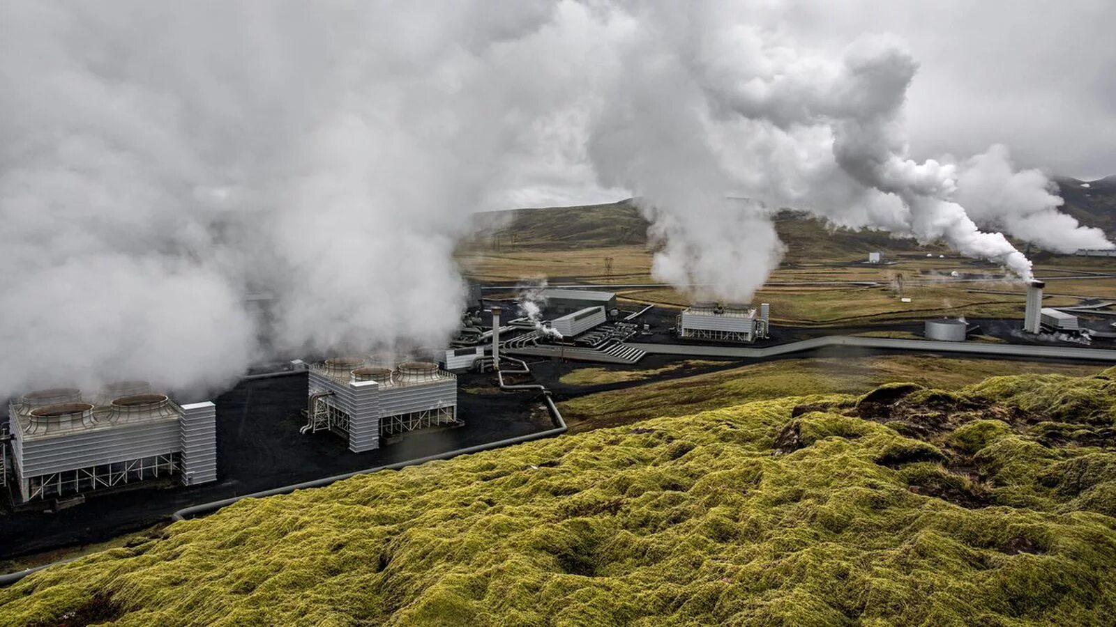 Геотермальная Энергетика в Исландии. Геотермальная энергия (ГЕОТЭС). 4. Геотермальная энергия. Геотермальная станция Hellisheidi в Исландии.