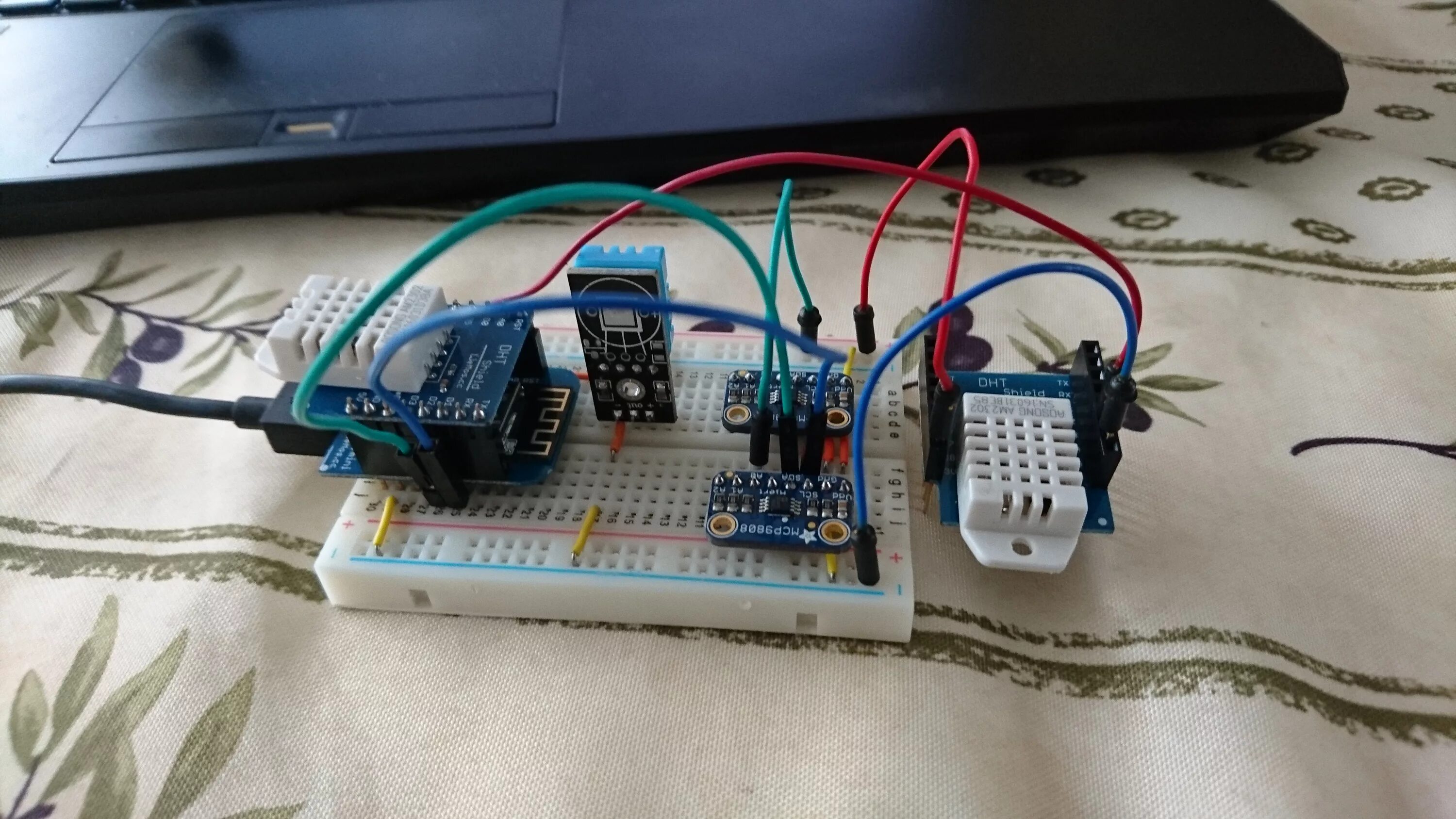 Отсутствует маркер sofn dqt или dht. Wemos d1 Mini dht22. Wemos d1 Mini dht22 Shield. Arduino Pro Mini dht22. * Wemos DHT Shield.