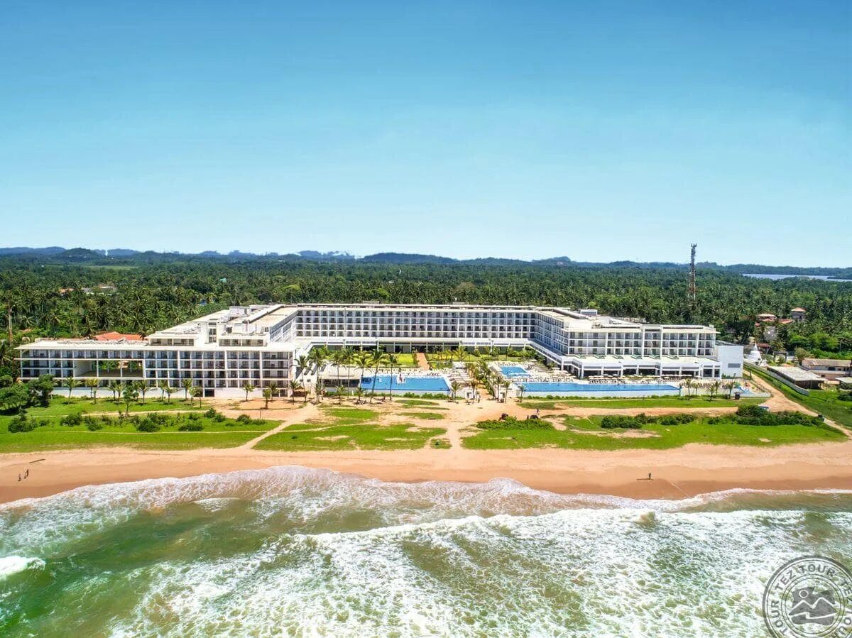 Riu хиккадува. Риу шри ланка ахунгалла 5. hotel riu 5 шри ланка. hotel riu sri lanka 5 отель. отель riu sri lanka 5 ахунгалла шри-ланка.