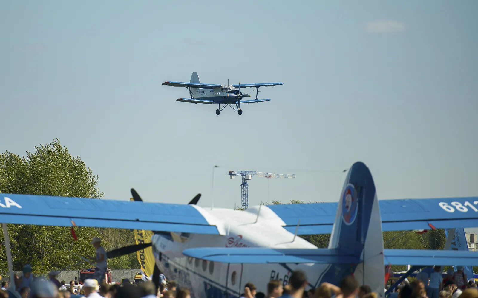 Аэропорт Бийск. Заброшенный аэропорт в Бийске. Аэропорт Бийск заброшенные самолёты. Аэропорт Бийск фото. Бийск аэропорт новосибирск