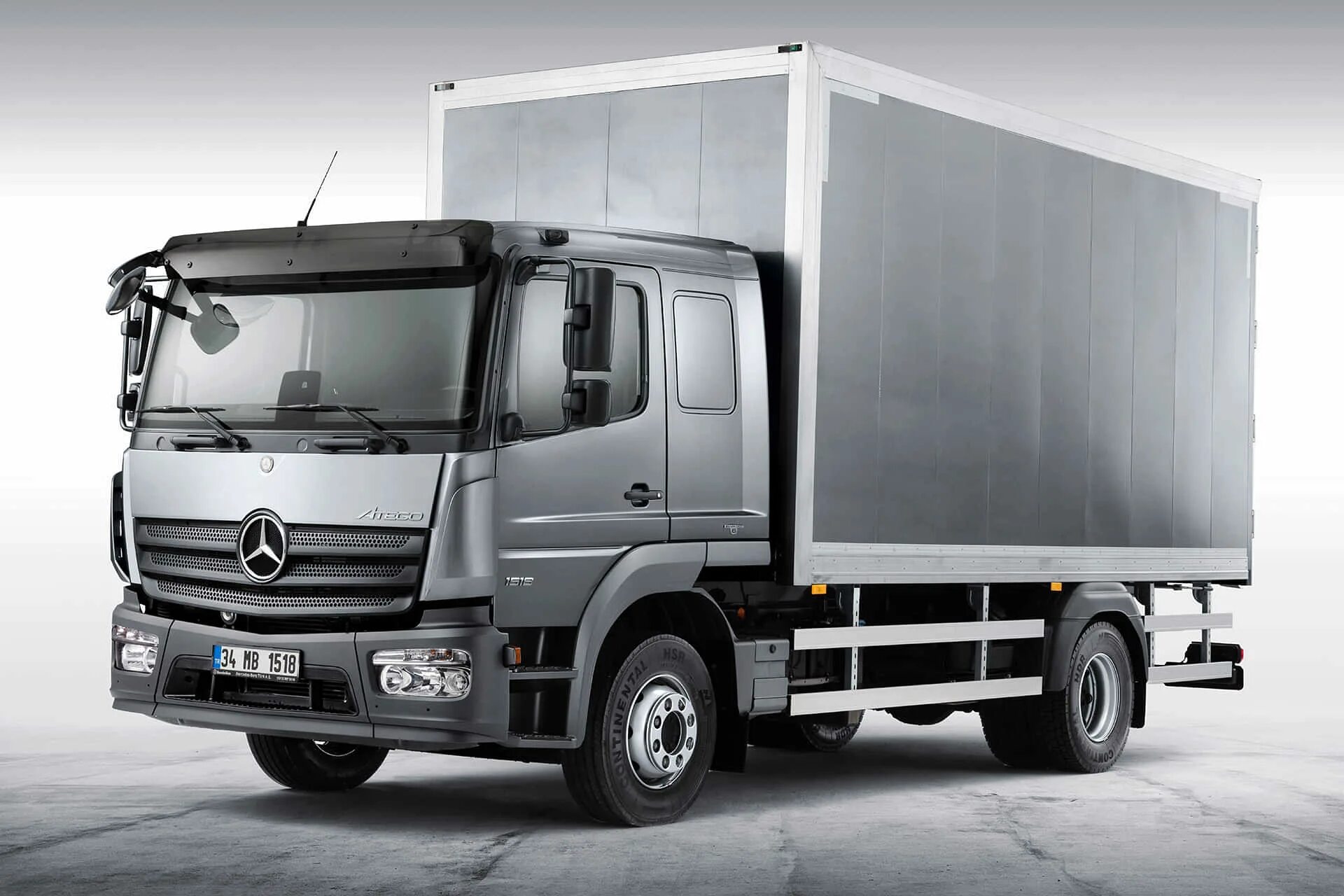 10 тонник кубов. Mercedes Benz Atego 1518. Мерседес-Бенц Атего грузовой. Mercedes Atego 2021. Мерседес Атего 2021.