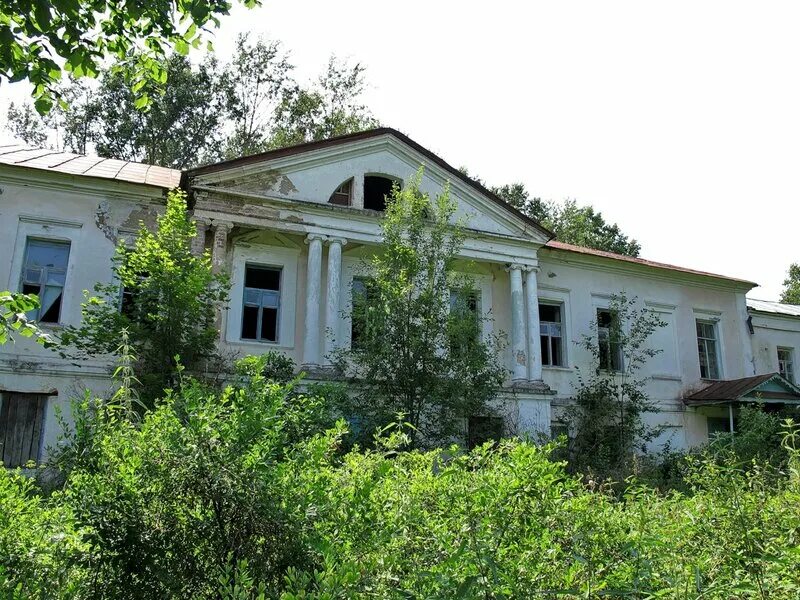 Грузины торжокский район. Село грузины Торжокский район усадьба. Усадьба Полторацких Торжок. Усадьбы в грузинах Торжок. Усадьба Млевичи.