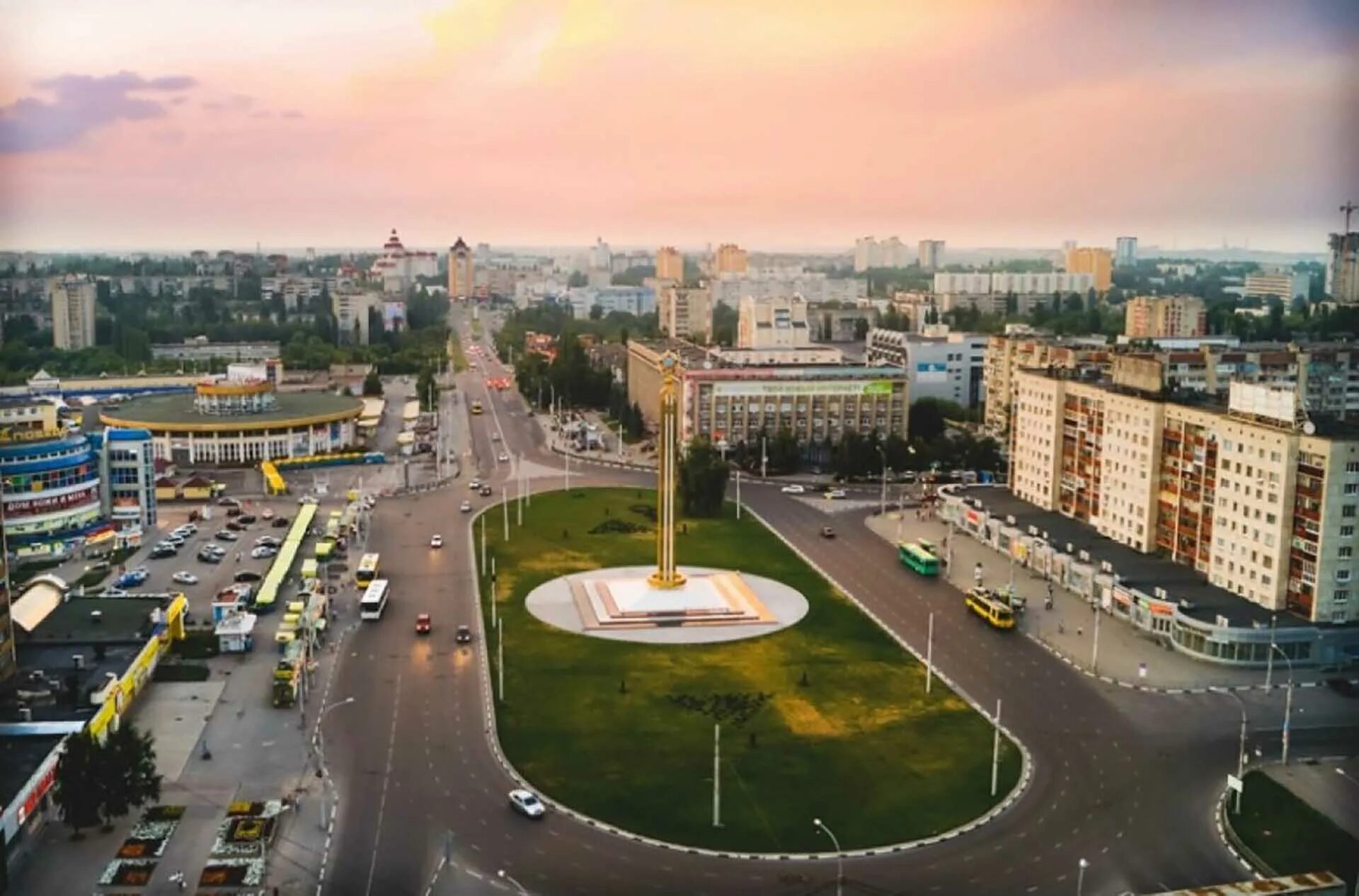 Город липецк знаешь. Площадь Победы лшипеец. Площадь Победы Липецк. Город Липецк площадь Победы. Пл Победы Липецк.