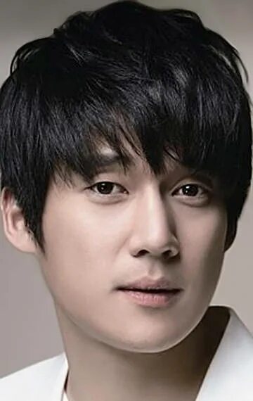 Сон чхан и. Сон чхан ый. Молодые айдолы k-pop 2022. Ан чхан-хван. Сон чхан и.