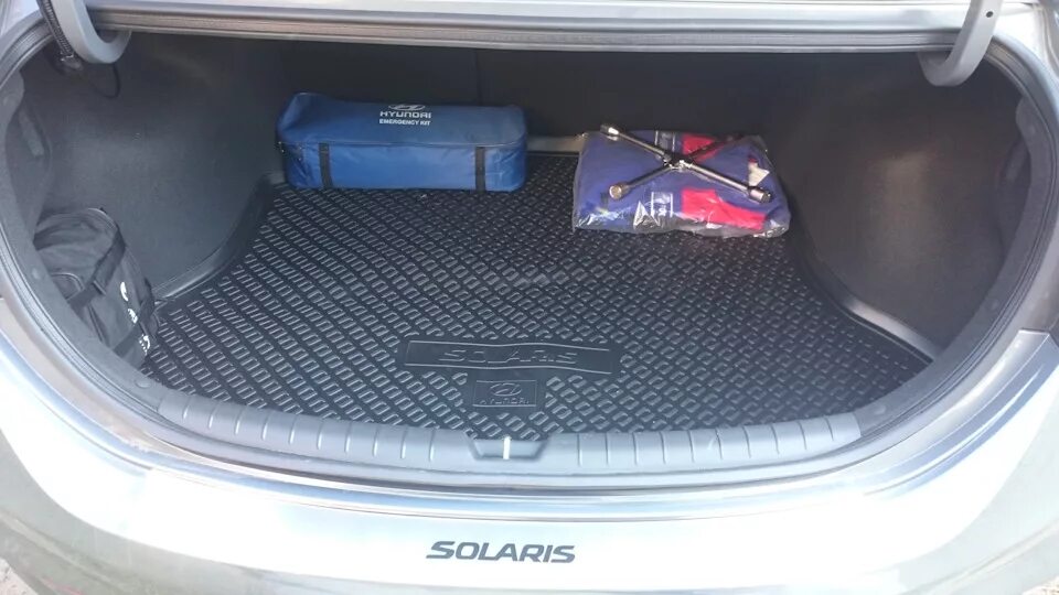 Багажник солярис 2. Solaris 2 багажник. Багажник Солярис 1013. Хендай Солярис 2020 багажник. Коврик в багажник Солярис 1 седан.