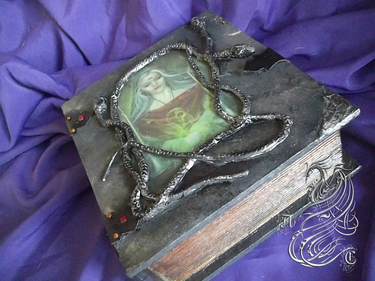 великий гримуар. гримуар мага. гримуар техномага. гримуар своими руками. блокноты из кожи гримуары.