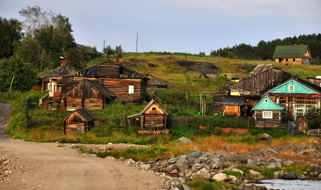 Село Ковда Мурманская область. Деревня в Сибири. Восстановление деревни. Деревни Сибири фото.